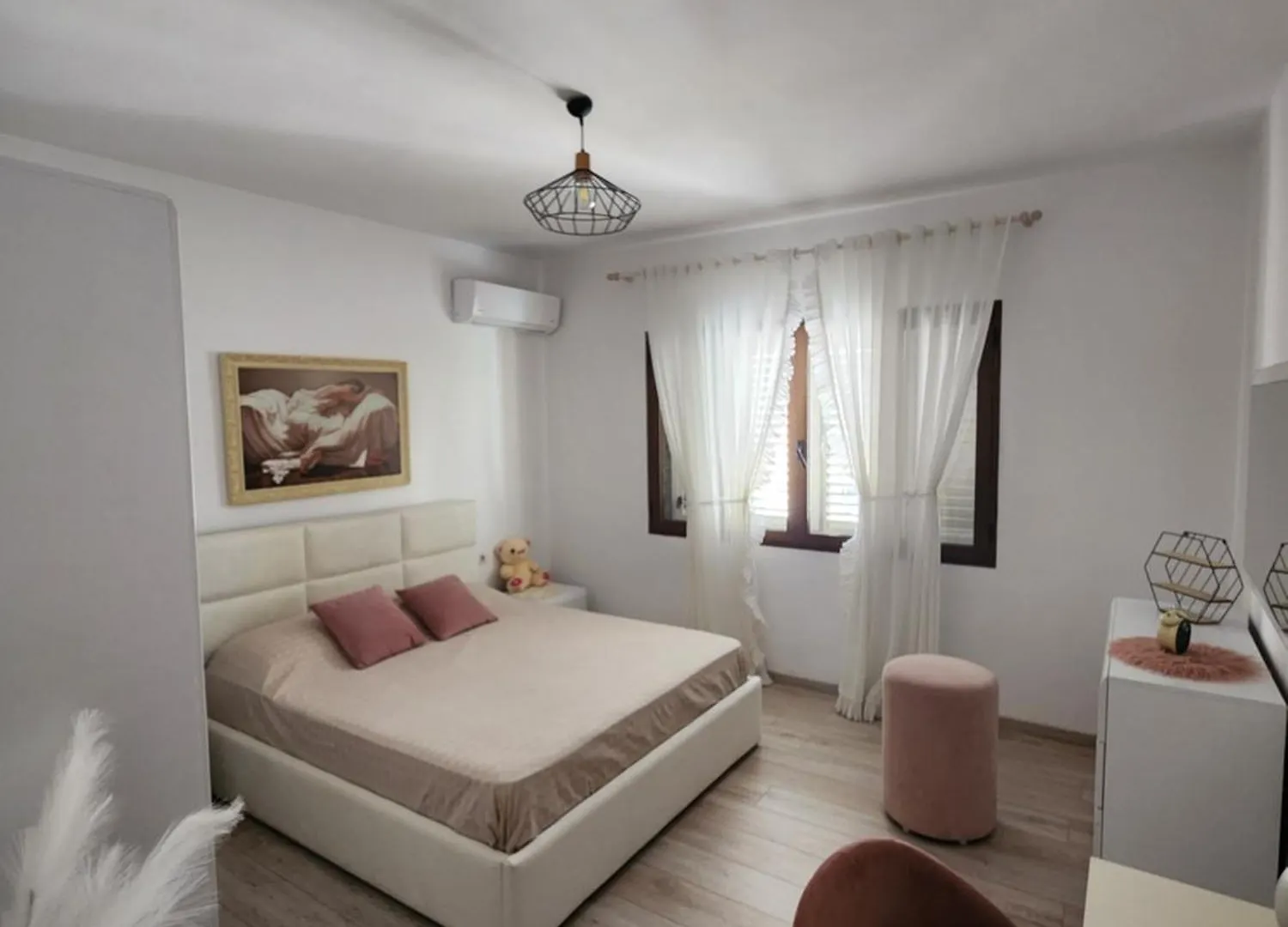 Gorgeous Apartment Tirana